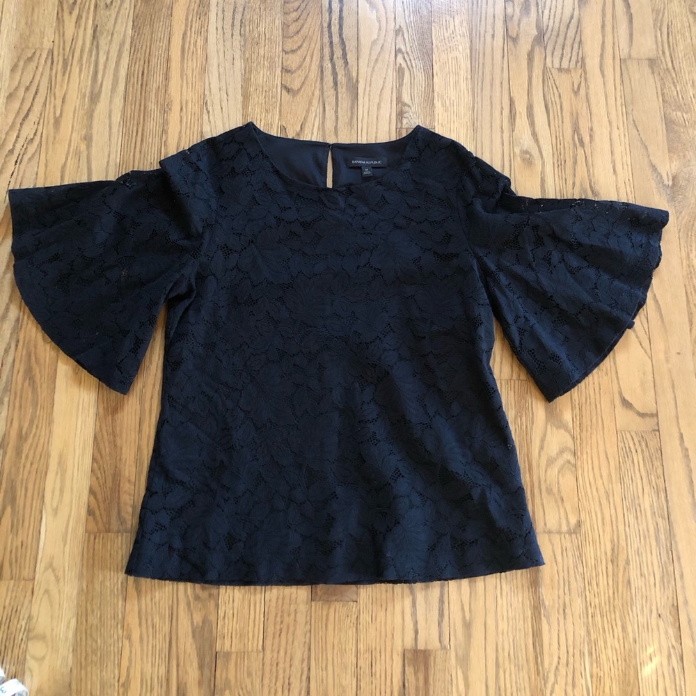 Banana Republic black lace flutter sleeve top
